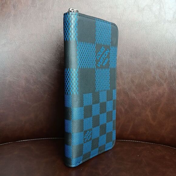 New LOUIS VUITTON Blue Damier Infini Leather 3D Zippy Vertical Wallet Full Set - Picture 2 of 9